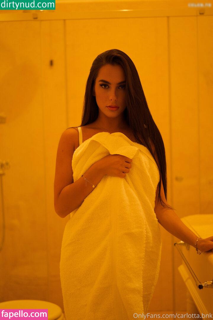 carlotta.bnk Nude Leaks Onlyfans - Dirty nude